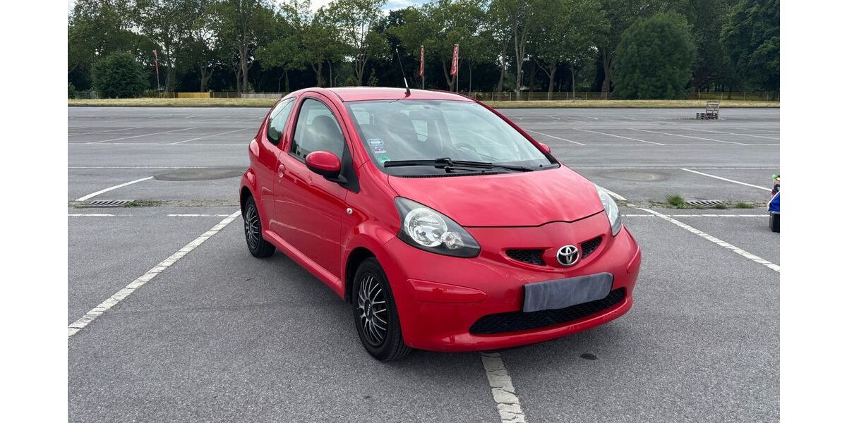 Toyota Aygo (X) 166.000 km 1.698 &euro; Dortmund 44147