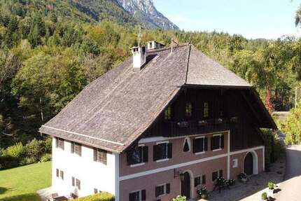 Haus zum Mieten in Piding 2.500 € 290 m²