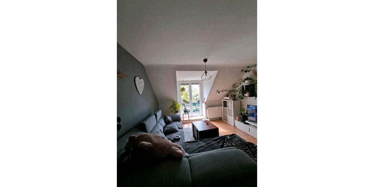 Dachgeschoßwohnung Essen Stadtbezirk IV - 3 Zimmer, 67 m&sup2;, 855&euro; | Angebot:26236994