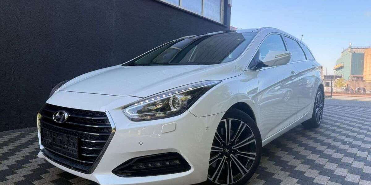 Hyundai i40 124.300 km 16.900 &euro; Duisburg 47259