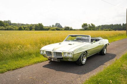 Pontiac Firebird 1.829 km 39.900 € Düsseldorf 40233