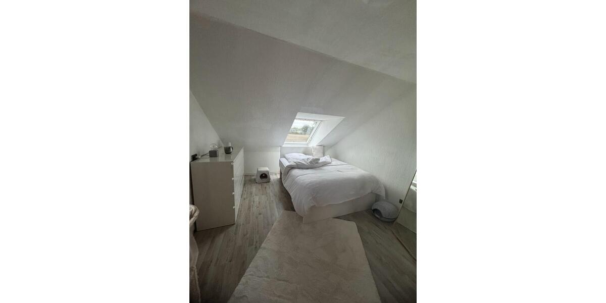 Dachgeschoßwohnung Dortmund Hörde - 2 Zimmer, 57 m&sup2;, 750&euro; | Angebot:24839377