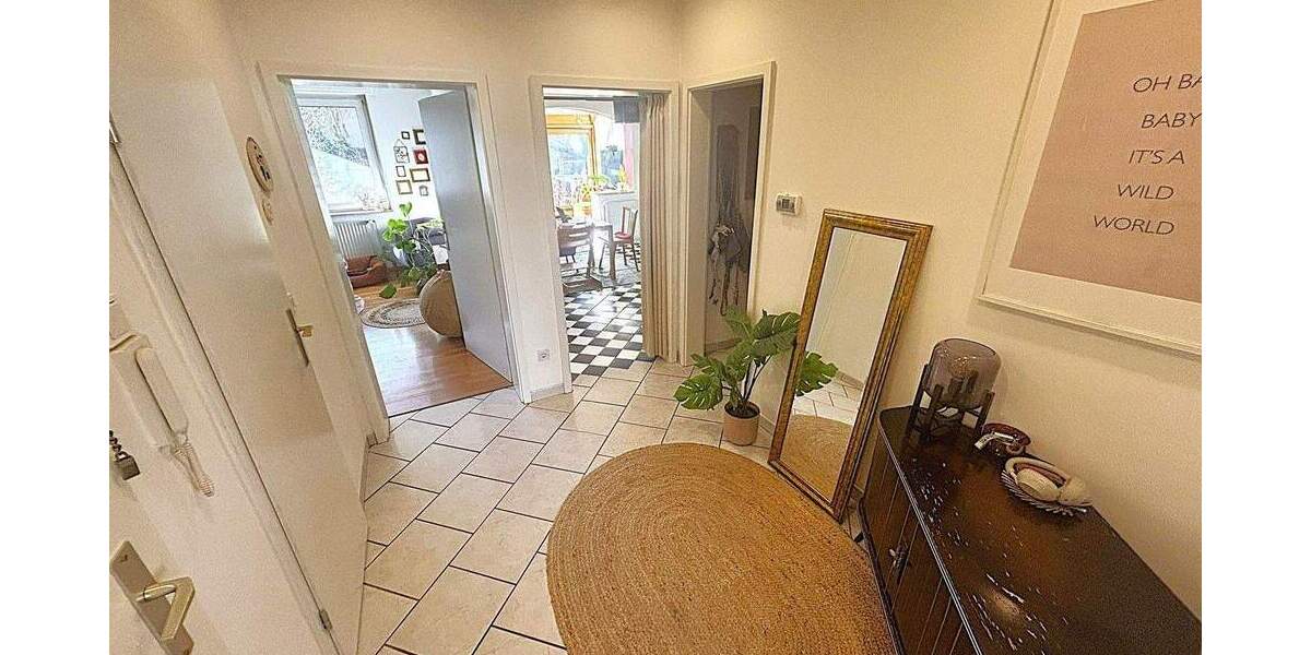 Etagenwohnung Bochum Innenstadt - 3 Zimmer, 76 m&sup2;, 249.000&euro; | Angebot:25654340