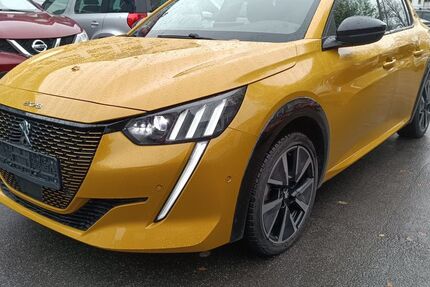 Peugeot 208 42.760 km 14.800 &euro; Wuppertal 42281