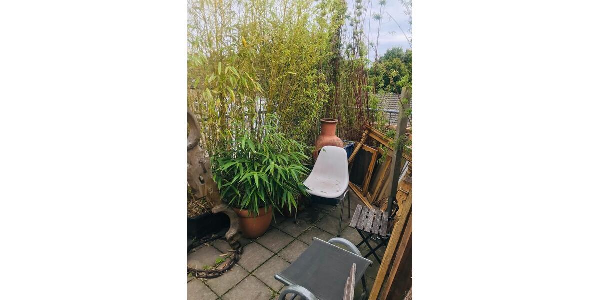 Dachgeschoßwohnung Gelsenkirchen Gelsenkirchen-Mitte - 1 Zimmer, 15 m&sup2;, 425&euro; | Angebot:26337684