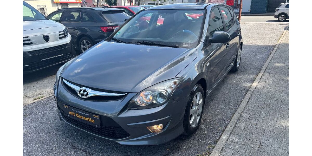 Hyundai i30 143.538 km 4.999 &euro; Dortmund 44143