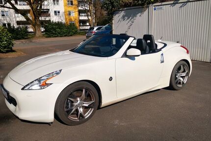 Nissan 370Z 145.000 km 17.500 € Dortmund 44319