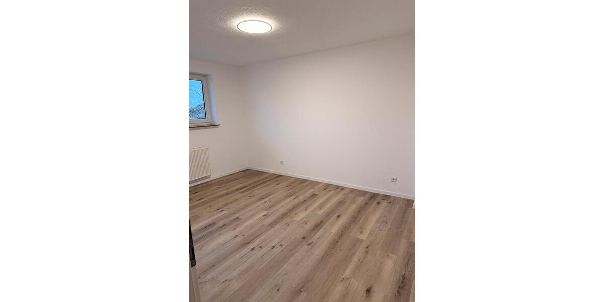 Etagenwohnung Voerde (Niederrhein) - 2 Zimmer, 50 m&sup2;, 710&euro; | Angebot:26238322
