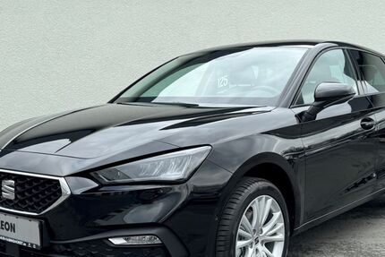 Seat Leon 8.900 km 24.490 &euro; Castrop-Rauxel 44579