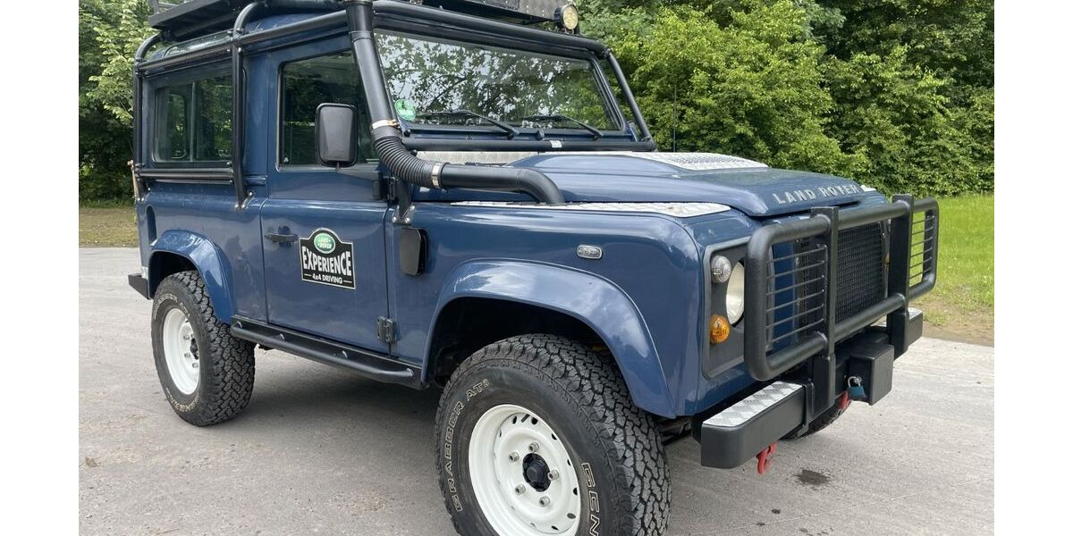 Land Rover Defender 204.343 km 26.990 &euro; Herdecke 58313
